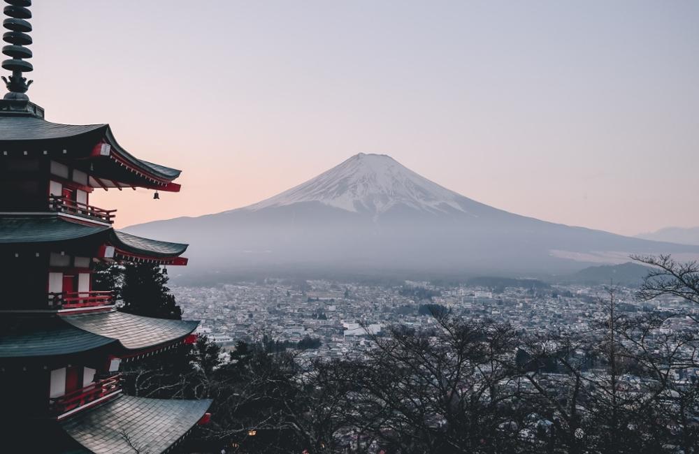 Chureito塔，日本藤吉田的历史地标.